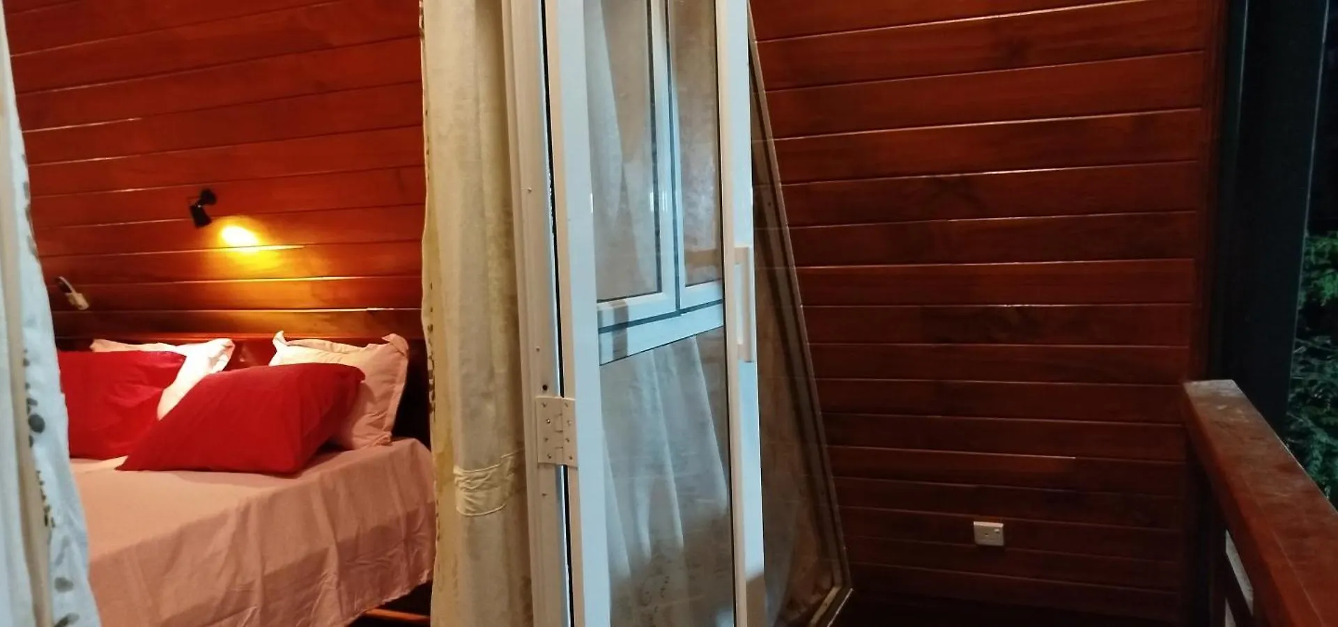 Cinnamon Avenue Cabanas Negombo